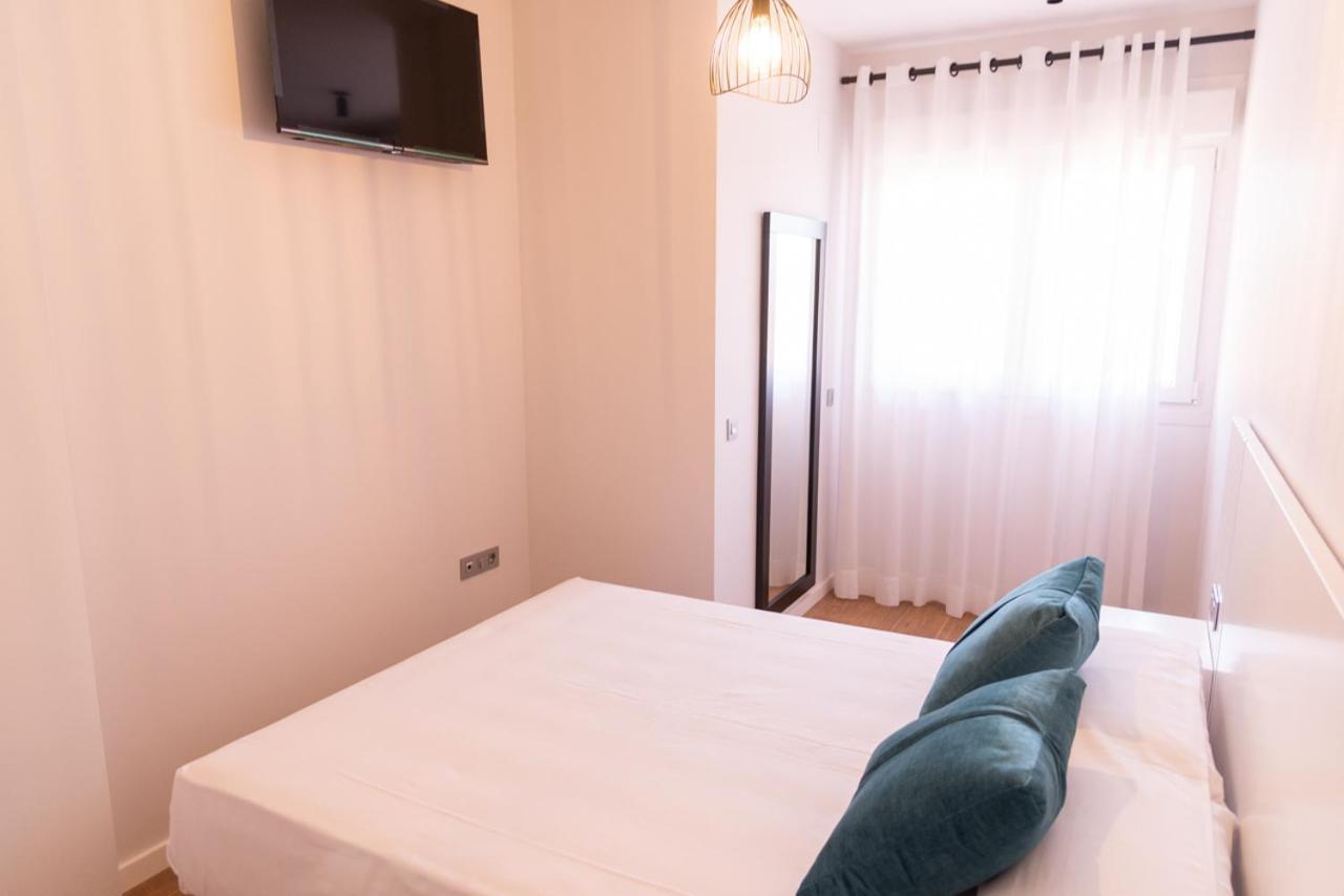 Apartamentos Hotel Carlos I Yuncos Exteriör bild